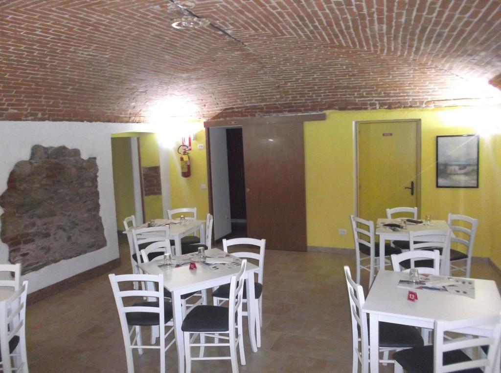 Il Gatto E La Volpe Hotel Avigliana Ngoại thất bức ảnh