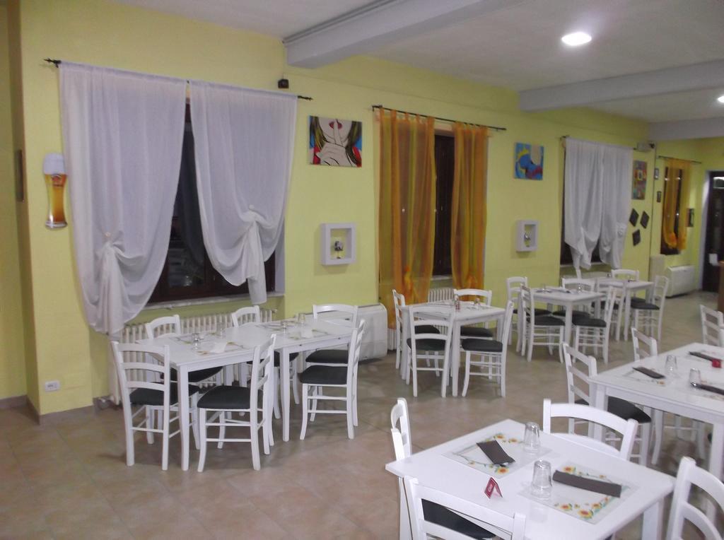 Il Gatto E La Volpe Hotel Avigliana Ngoại thất bức ảnh