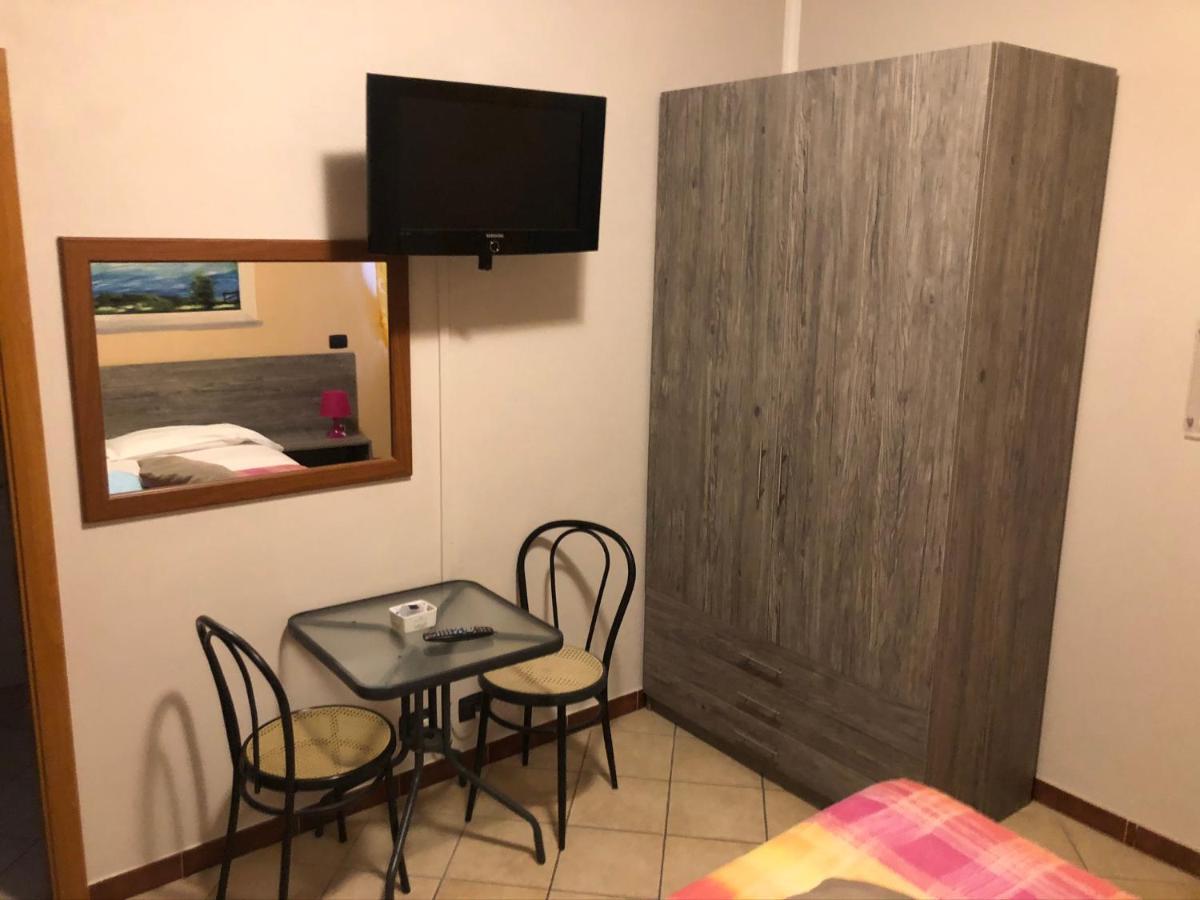 Il Gatto E La Volpe Hotel Avigliana Ngoại thất bức ảnh