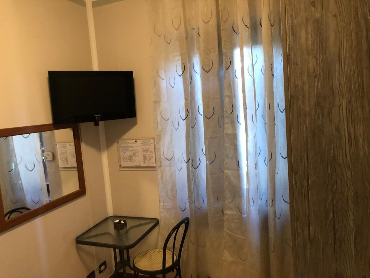 Il Gatto E La Volpe Hotel Avigliana Ngoại thất bức ảnh