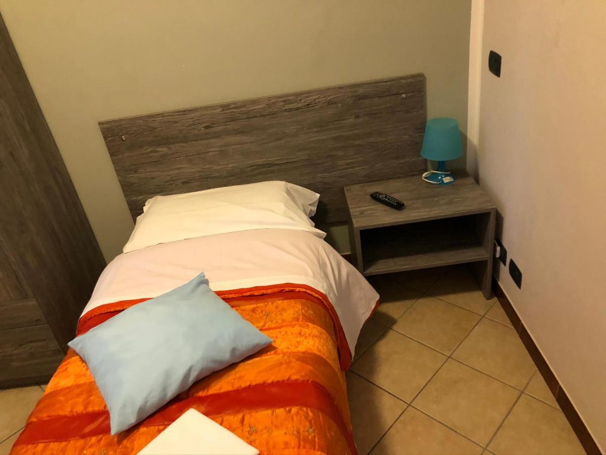 Il Gatto E La Volpe Hotel Avigliana Ngoại thất bức ảnh